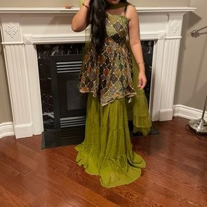 Indian dress, size medium 8/10